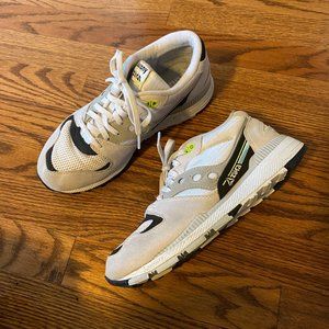 Saucony Women's Azura Sneaker White Gray size 7